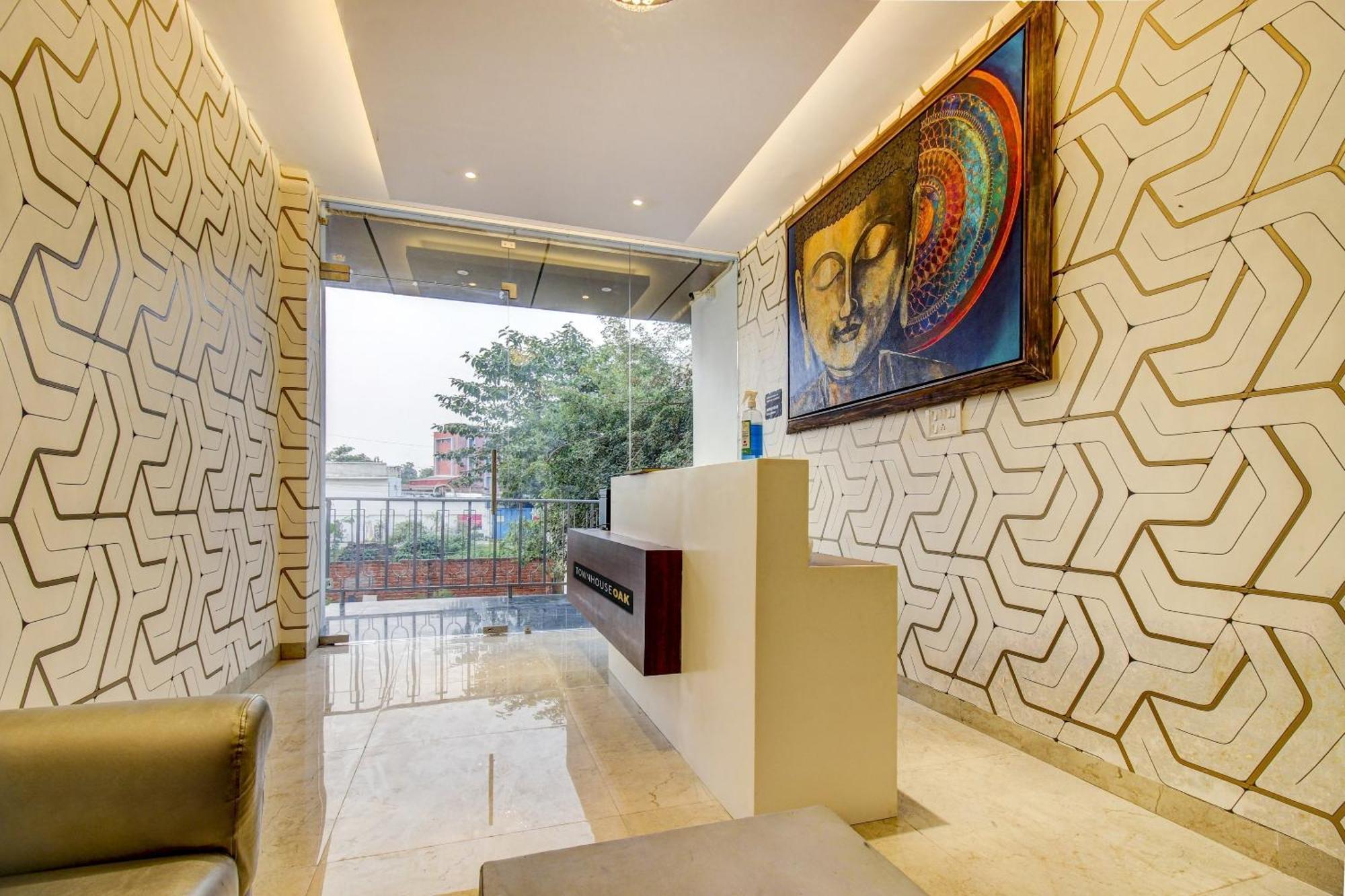 Hotel Super Townhouse Oak Aurelia Grand Lucknow Exterior foto